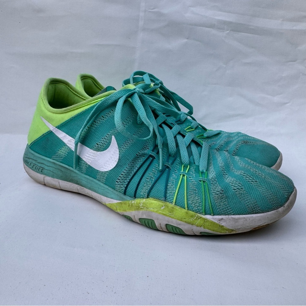 Nike // blue, green Free TR 6 running tennis shoes size 7.5